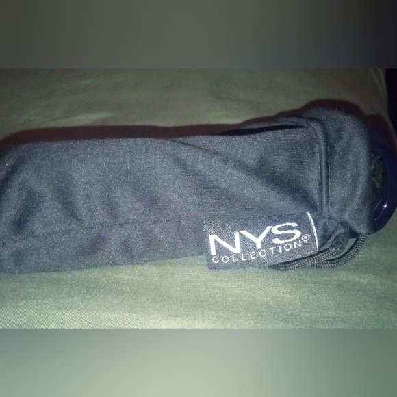 SONY 3D TV Glasses - Picture 2 of 8